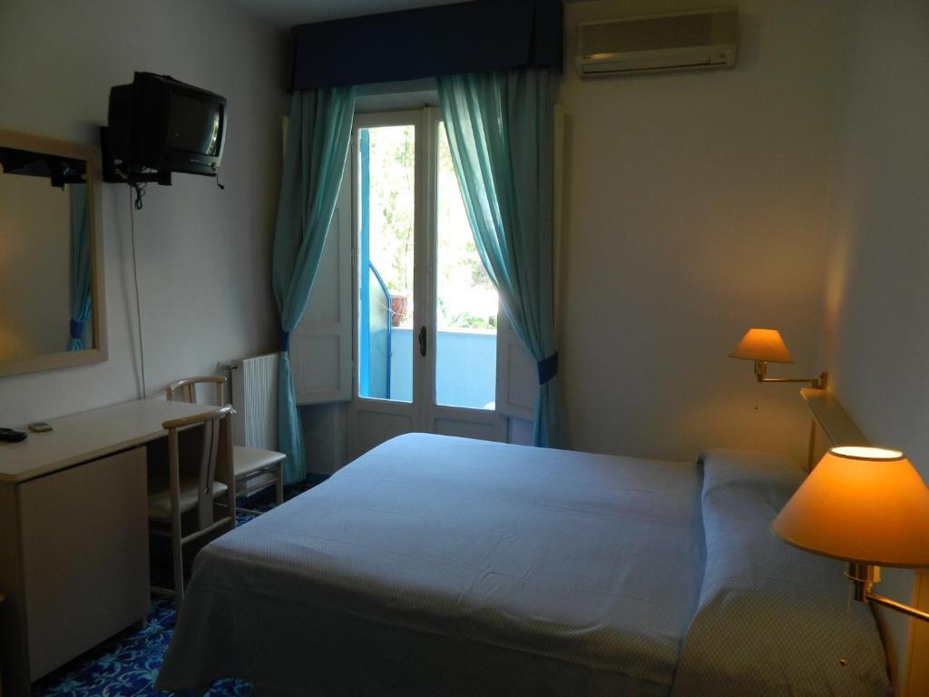 Hotel Villa Hermosa Ischia Eksteriør billede
